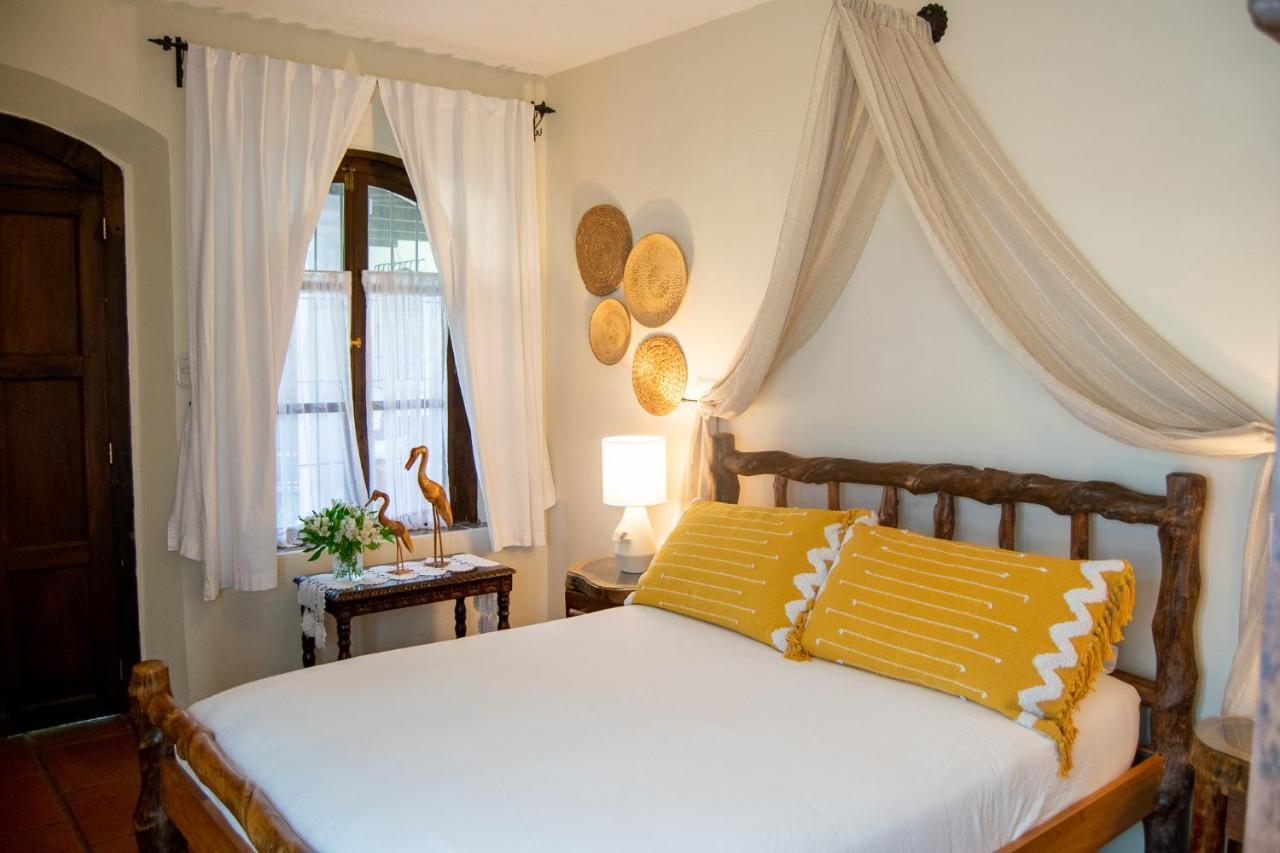 Hotel La Villa Serena 안티구아 과테말라 외부 사진