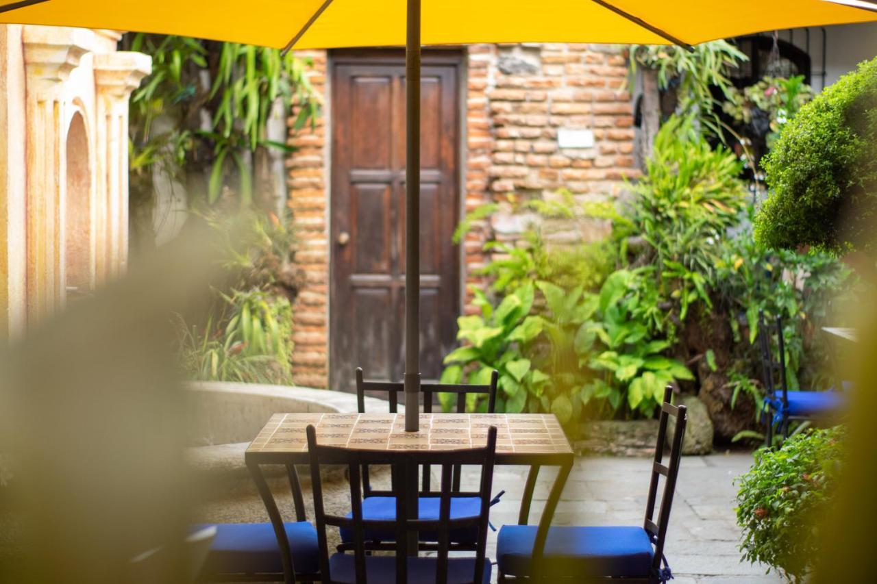 Hotel La Villa Serena 안티구아 과테말라 외부 사진