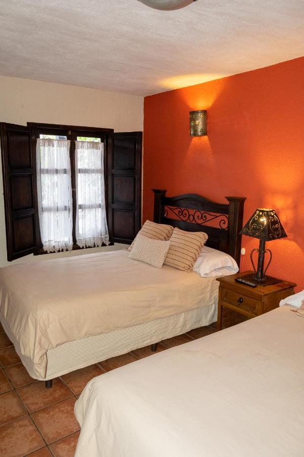 Hotel La Villa Serena 안티구아 과테말라 외부 사진