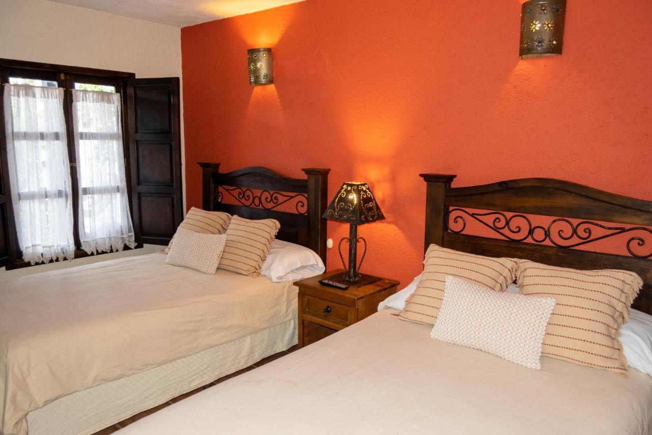 Hotel La Villa Serena 안티구아 과테말라 외부 사진