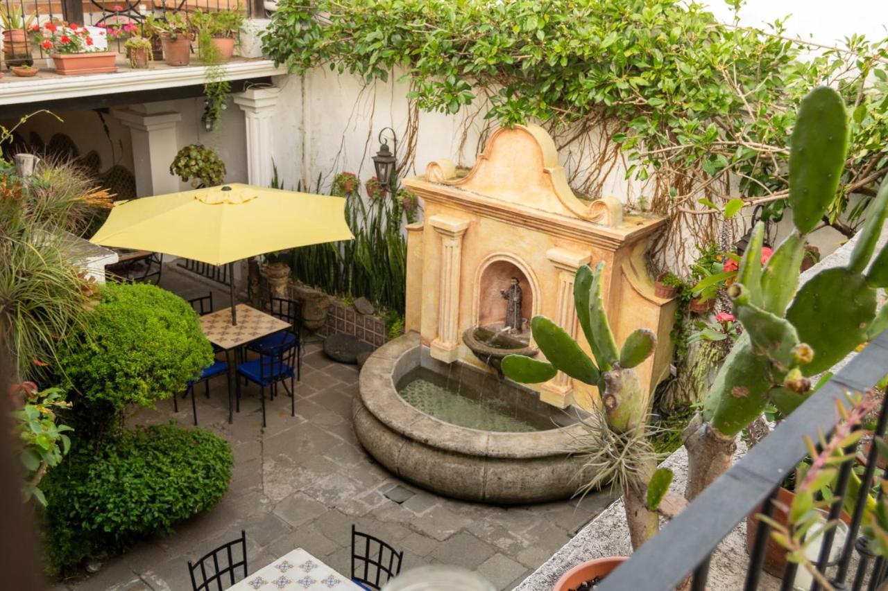 Hotel La Villa Serena 안티구아 과테말라 외부 사진