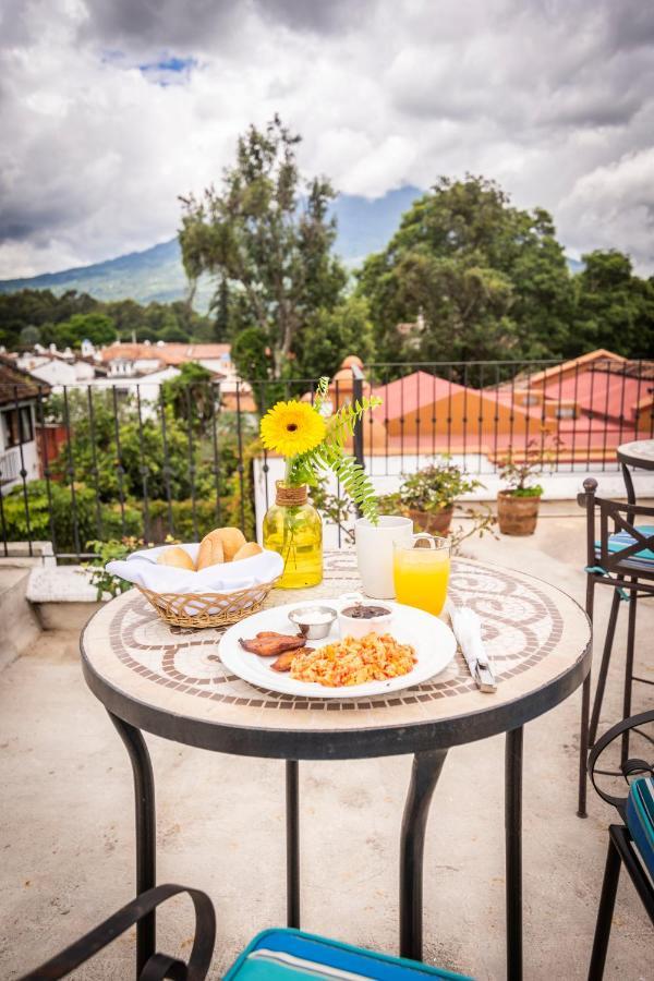 Hotel La Villa Serena 안티구아 과테말라 외부 사진